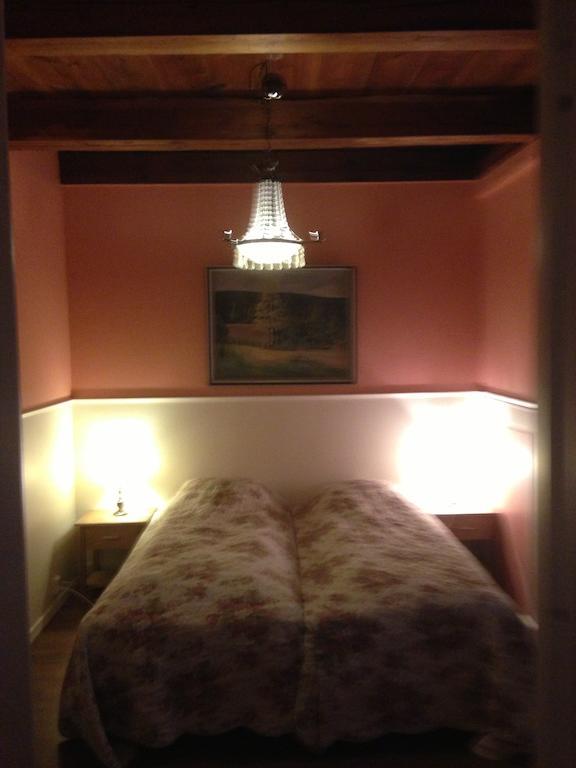 Byskolansvandrarhem Bronnestad Zimmer foto